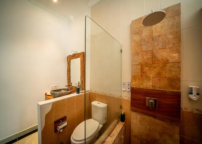 Panda Seminyak, 3br Private Pool Close To Ku De Ta *